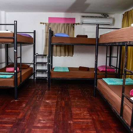 The Wanderlust Hostel Ko Pha Ngan Exterior photo