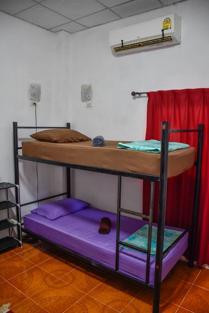 The Wanderlust Hostel Ko Pha Ngan Exterior photo